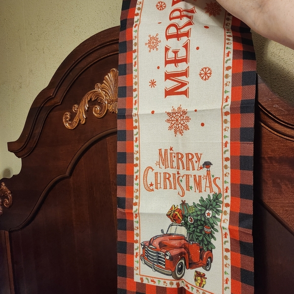 Merry Christmas Table Runner 13 X 72 Linen Red Buffalo Check Vintage Truck NWT - Picture 3 of 3
